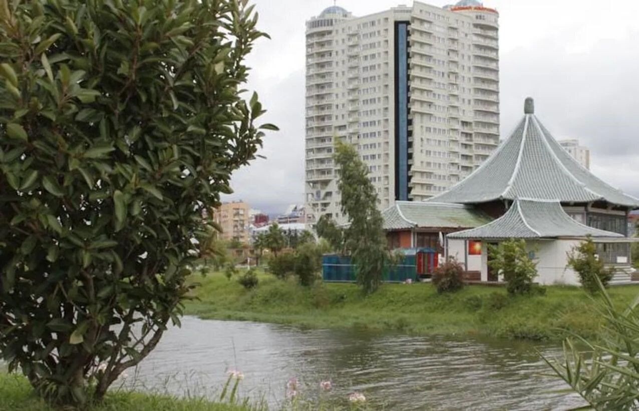 Готель Hotel Sky 3*